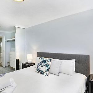 Two-Bedroom Apartment Ocean View